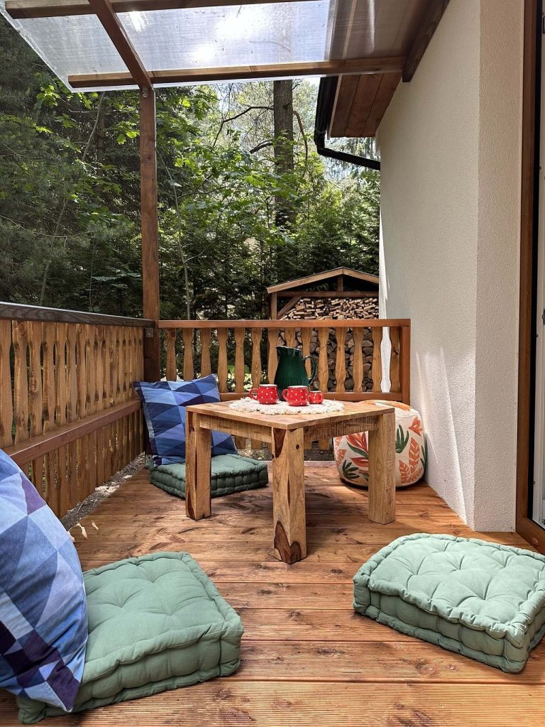 8718cbfc-a5ea-4301-9d8a-c3a43a7ee605-1-102-o-0e39-926819